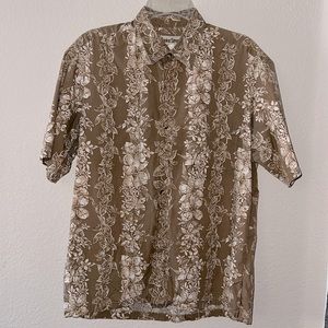 Cooke Street Honolulu. Mens Aloha Shirt. Size M.